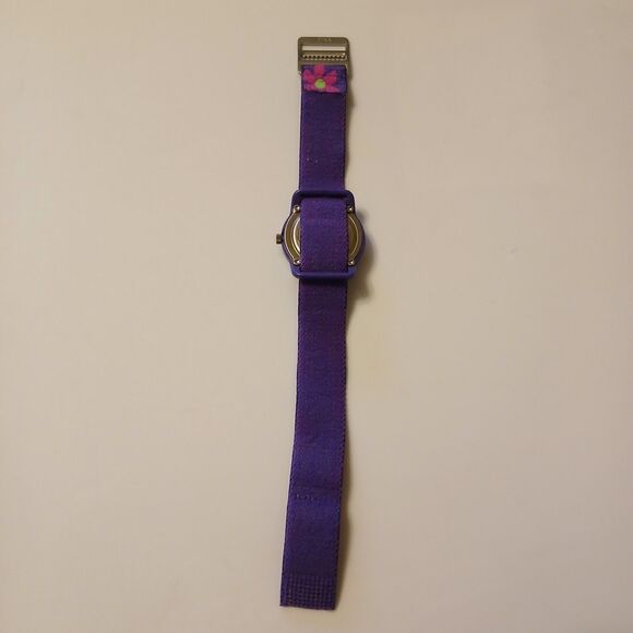 Timex 29mm Elastic Fabric Kids Purple Floral Watch Easy-To-Read Dial WR 30M - Picture 7 of 15